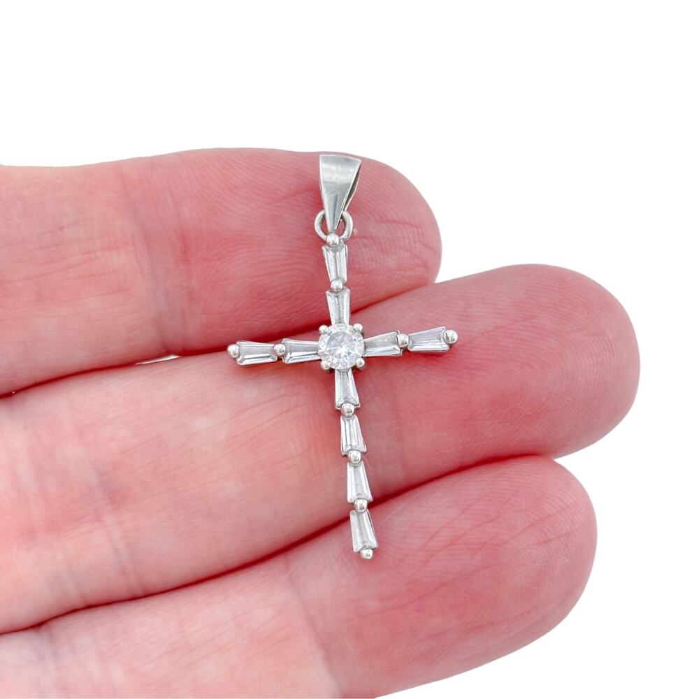 Vintage Sterling Silver 925 Cubic Zirconia Cross Pendant